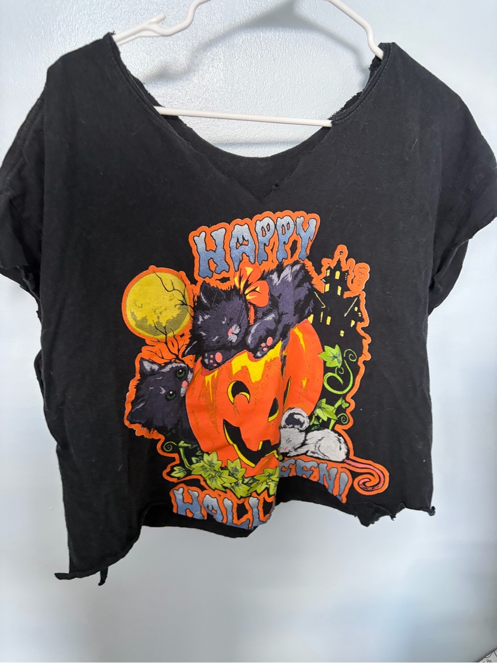 Baggy off-the-shoulder Halloween Crop top